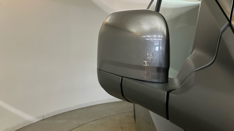 Volkswagen Transporter T32 Lwb Electric 100kW 65kWh Commerce Pro Van Auto